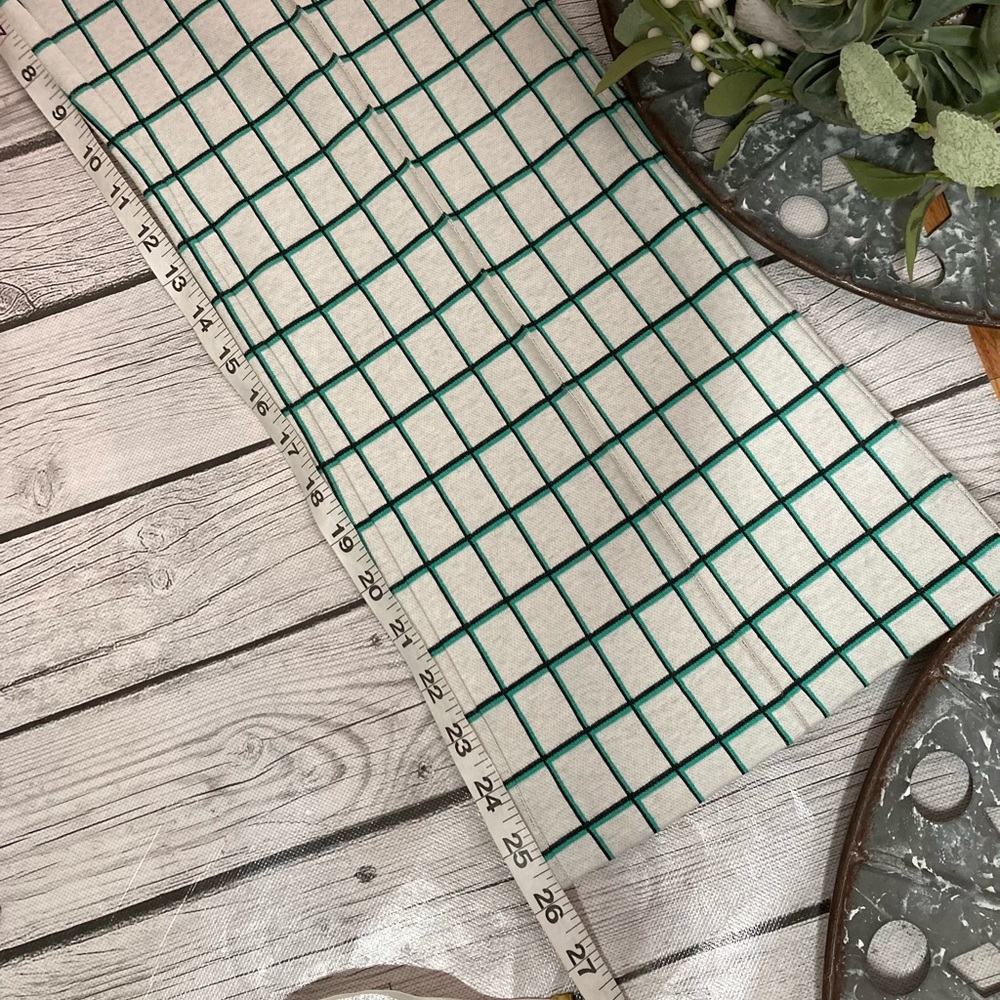 Anthropologie The Essential Crop Flare Plaid - Picture 9 of 13